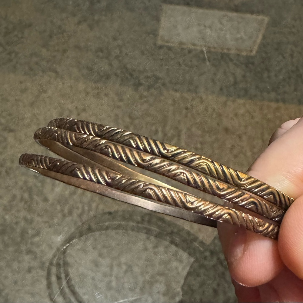 Multiple Gold / Bronze Bangles Bundle - Picture 5 of 6